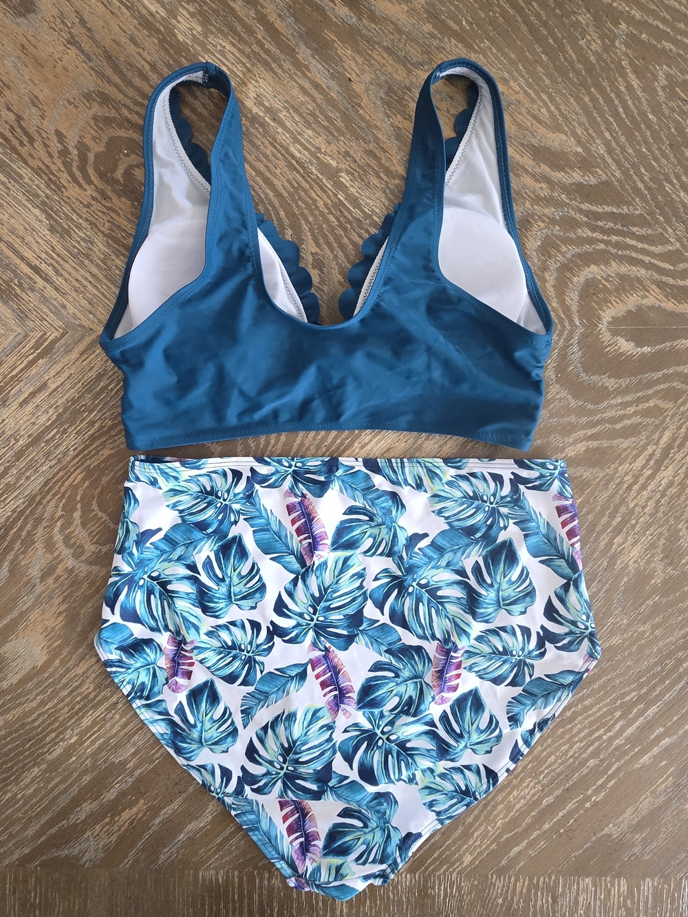 B2PRITY Teal Tropical Bikini Set Medium Scallop Top High Waisted Bottoms - Picture 2 of 5